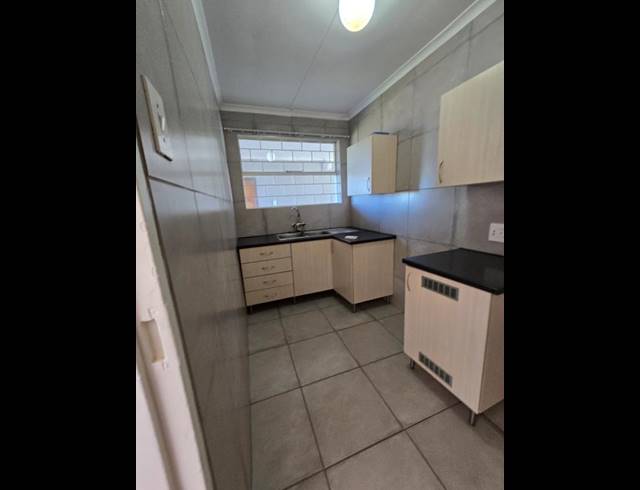 2 BEDROOM PROPERTY TO RENT IN THORNTON
